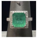 PLATINUM EMERALD & DIAMOND RING, SIZE 7, 2.98ct