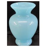 1980 FENTON PEKIN BLUE VASE, 7in H