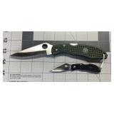 2 SPYDERCO KNIFE