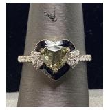 14KT YELLOW GOLD ALEXANDRITE & DIAMOND RING,