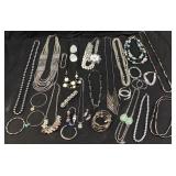 ASSORTED COSTUME JEWELRY, CHICOï¿½S, CHARMING