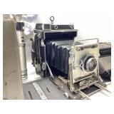 VTG. GRAFLEX CROWN GRAPHIC CAMERA