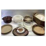 GE MILK GLASS MIXING BOWLS, PAMPERED CHEF, BROWN