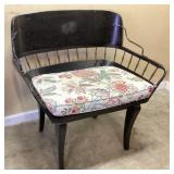 VINTAGE WINDSOR STYLE SPINDLE BACK BUGGY BENCH