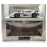 UT MODEL PORSCHE 911 GT1 T. BOUTSEN, J. STUCK