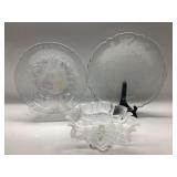 IRIDESCENT MIKASA HOLIDAY BELLS SERVING PLATTER,