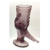 VTG. FENTON AMETHYST GLASS HAND CORNUCOPIA DAISY