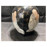 JAPANESE PORCELAIN VASE