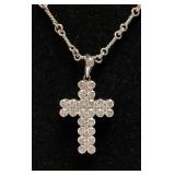 14KT WHITE GOLD DIAMOND CROSS PENDANT NECKLACE,