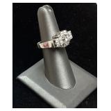 VTG. PLATINUM DIAMOND CLUSTER RING, 10.8 GRAMS,