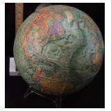 1970s NATIONS OF THE WORLD READERS DIGEST 12in