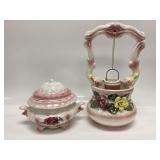 VTG. LUSTERWARE CAPODIMONTE STYLE WISHING WELL AND
