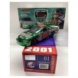 2001 BOBBY LABONTE #18 GREEN CHROME