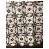 VINTAGE DOUBLE WEDDING RING QUILT WITH STAR