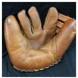 1950s BASEBALL HOF BOB FELLER EDITION CATCHERS
