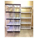 3 Plastic shelves
