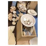 TABLE LOT OF UNFINISHED WOOD CRAFTS, DUCKS,