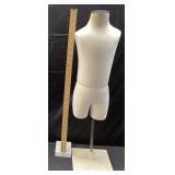 CHILDï¿½S LINEN MANNEQUIN ON METAL STAND, 30in H