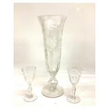 CAMBRIDGE GLASS CHANTILLY KEYHOLE VASE 12" TALL