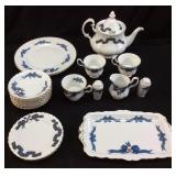 VTG. ROYAL ALBERT BONE CHINA SET