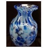 VINTAGE HAND BLOWN GLASS VASE FEATURING SWIRL