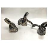 3 Signing and Drinking figures glazed pottery