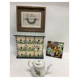 Vtg Ladies Melba Teapot and decor