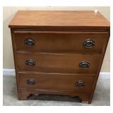 VTG. BACHELOR'S CHEST OF DRAWERS