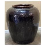 VTG. GLAZED CERAMIC MARTABAN URN, 27in H