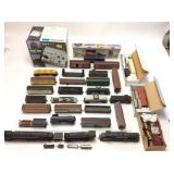 ASSORTED TRAIN LOCOMOTIVES & CARS, RIVAROSSI HO