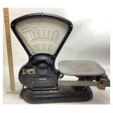ANTIQUE TOLEDO SCALE COMPANY 4 POUND CAST IRON