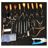 ASSORTED WATCHMAKERS TOOLS, DIVIDERS, CALIPERS,