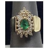 14KT YELLOW GOLD EMERALD & DIAMOND RING, SIZE