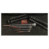 97pc ICON Tool Set Locking Flex-Head Ratchet