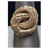 14KT YELLOW GOLD RING, SIZE 8.25, 8.4g TOTAL