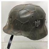 WW2 ERA GERMAN STEEL COMBAT HELMET, WIRE MESH &
