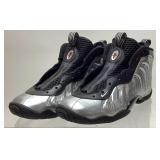 NIKE AIR FOAMPOSITE ONE GS CHROME SNEAKERS, SIZE