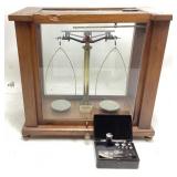 W.M. WELCH SCIENTIFIC CO ANALYTICAL BALANCE SCALE