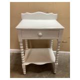 ANTIQUE PAINTED WHITE SPINDLE WASHSTAND/NIGHTSTAND