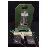 ELECTRONIC GUN RANGE TARGET SYSTEM WITH REMOTE