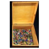 ASSORTED GLASS MARBLES & SHOOTERS IN WOODEN BOX