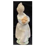 LLADRO VALENCIANITA FIGURINE #4841, GIRL WITH
