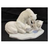 LLADRO BEARLY LOVE FIGURINE #1443, POLAR BEAR