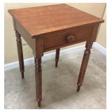 SHERATON STYLE SINGLE DRAWER SIDE TABLE