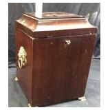Vtg. Bombay Company Mahogany Decanter Box Or