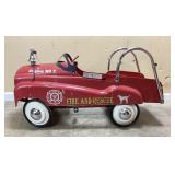 Instep fire truck pedal car, No steering wheel