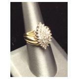 10KT GOLD DIAMOND CLUSTER RING 5.1DWT
