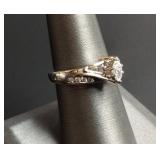 14KT WHITE GOLD MARQUISE CENTER DIAMOND 3.2DWT