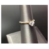 14KT GOLD WITH HEART SHAPE CUT DIAMOND CENTER