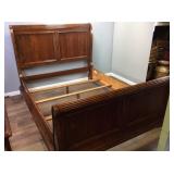 QUEEN SIZE BED